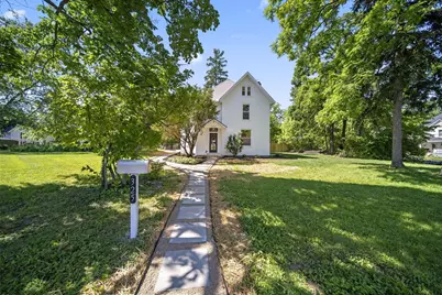 325 W William Street, Delaware, OH 43015 - Photo 1