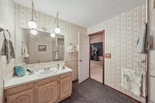 4188 Idlebrook Dr, Akron, OH 44333 - Photo 25