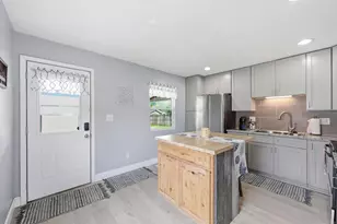 2806 Claude Dr, Columbus, OH 43207 - Photo 9