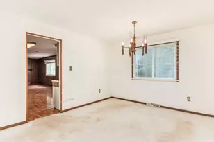 646 Darlene Pl, Galloway, OH 43119 - Photo 9