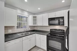 7773 Deercrest Ct, Dublin, OH 43016 - Photo 9