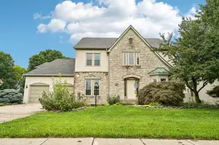 4542 Carrington Way, Hilliard, OH 43026 - Photo 1