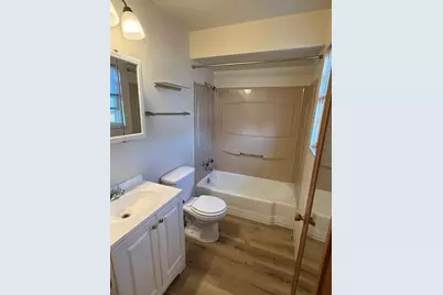 5400 Beacon Hill Road, Columbus, OH 43228 - Photo 9
