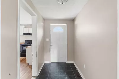 2732 Dibblee Avenue, Columbus, OH 43204 - Photo 5
