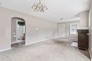 2732 Dibblee Ave, Columbus, OH 43204 - Photo 7