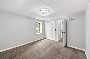 5796 Hallridge Cir, Columbus, OH 43232 - Photo 17