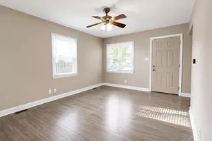 1011 E N Broadway St, Columbus, OH 43224 - Photo 9