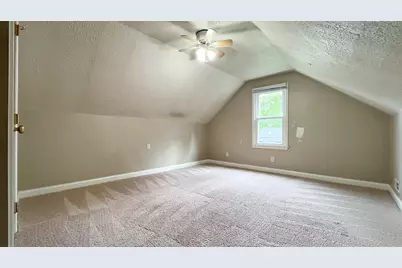 1011 E North Broadway Street, Columbus, OH 43224 - Photo 13