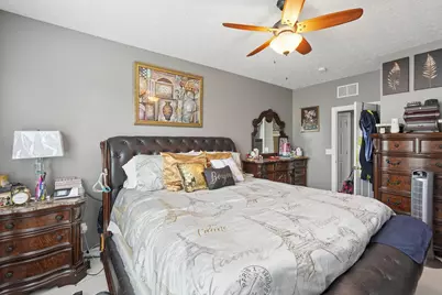 5967 Naughten Pond Drive, Columbus, OH 43213 - Photo 15