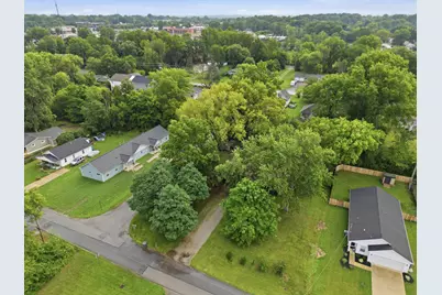1310 Manor Drive, Columbus, OH 43232 - Photo 3