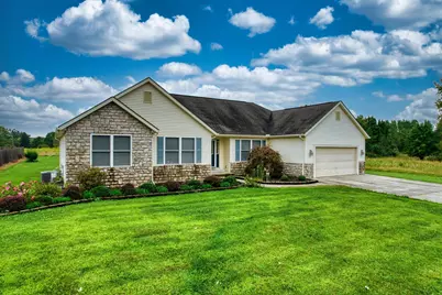 71 Bluegrass Drive, Pataskala, OH 43062 - Photo 1
