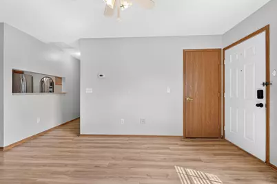 4351 Seahorse Lane, Groveport, OH 43125 - Photo 7