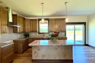 1564 Brooke Park Dr, Circleville, OH 43113 - Photo 17