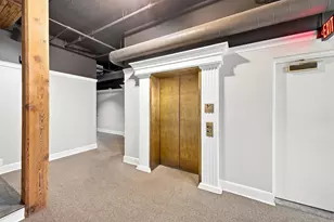 55 W Livingston Ave, Columbus, OH 43215 - Photo 5