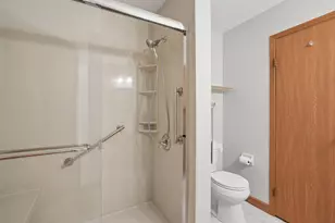 2395 Hooverside Ln, Grove City, OH 43123 - Photo 19
