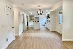 4755 Teter Ct, Columbus, OH 43220 - Photo 11
