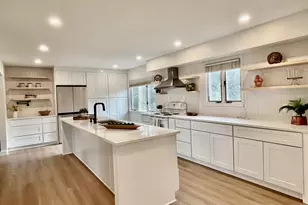 4755 Teter Ct, Columbus, OH 43220 - Photo 13