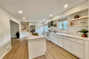 4755 Teter Ct, Columbus, OH 43220 - Photo 11
