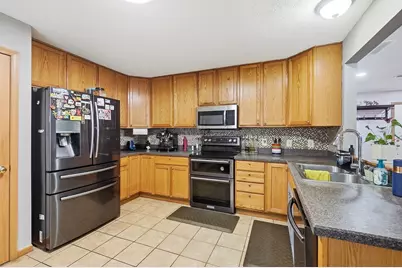 2389 Maple Hedge Way, Columbus, OH 43219 - Photo 11