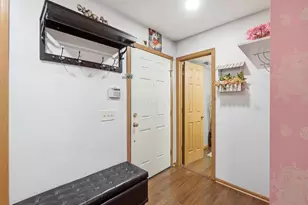 2389 Maple Hedge Way, Columbus, OH 43219 - Photo 25