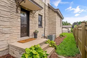 367 E Jenkins Ave, Columbus, OH 43207 - Photo 11