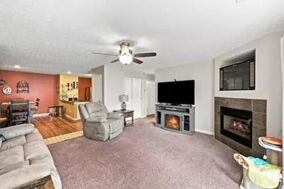 1932 Ironton Drive #43E, Columbus, OH 43228 - Photo 3