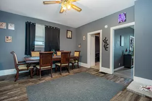 936 S Lawn Ave, Coshocton, OH 43812 - Photo 5