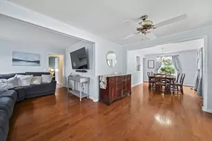 867 S Broadleigh Rd, Columbus, OH 43209 - Photo 21