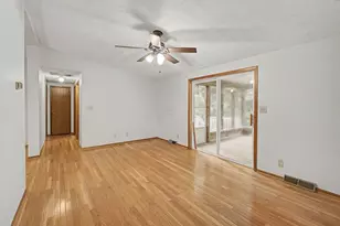 589 Floral Valley Dr W, Howard, OH 43028 - Photo 25
