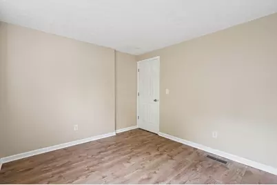 2249 Hampstead Drive, Columbus, OH 43229 - Photo 11