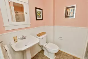 448 E Dunedin Rd, Columbus, OH 43214 - Photo 35