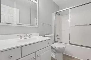 384 Bishop Dr, London, OH 43140 - Photo 13