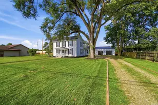 708 N Oakland St, Urbana, OH 43078 - Photo 3