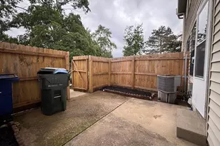 2367 Brandy Oaks Dr, Columbus, OH 43220 - Photo 13