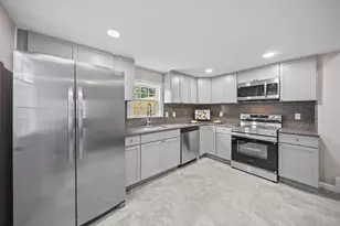 555 South Ln, Columbus, OH 43206 - Photo 9