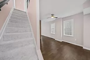 555 South Ln, Columbus, OH 43206 - Photo 21