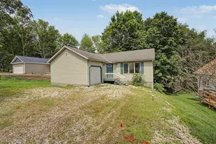 707 Greenbriar Cir, Howard, OH 43028 - Photo 1