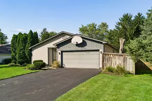 540 Forestwood Dr, Columbus, OH 43230 - Photo 3
