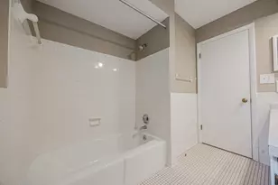 2871 E Shore Ct, Columbus, OH 43231 - Photo 29