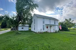 16693 Main St, Williamsport, OH 43164 - Photo 1