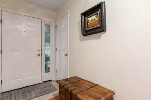 8687 Lazelle Commons Dr, Lewis Center, OH 43035 - Photo 5