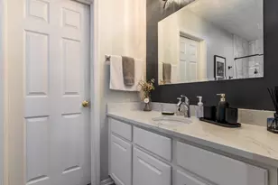 8687 Lazelle Commons Dr, Lewis Center, OH 43035 - Photo 17