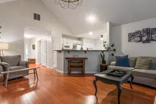 8687 Lazelle Commons Dr, Lewis Center, OH 43035 - Photo 7