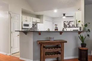 8687 Lazelle Commons Dr, Lewis Center, OH 43035 - Photo 11