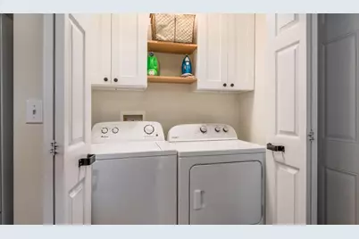 8687 Lazelle Commons Drive, Lewis Center, OH 43035 - Photo 27