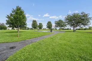 1977 Ashburn Dr, Delaware, OH 43015 - Photo 35