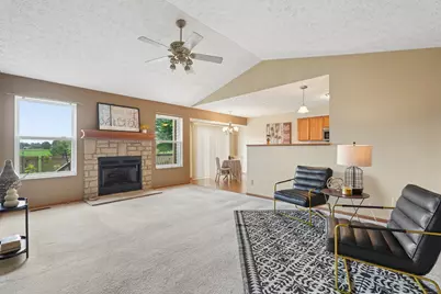 1977 Ashburn Drive, Delaware, OH 43015 - Photo 5
