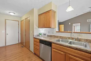 1977 Ashburn Dr, Delaware, OH 43015 - Photo 9