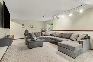 5688 Duquesne Pl, Columbus, OH 43235 - Photo 21