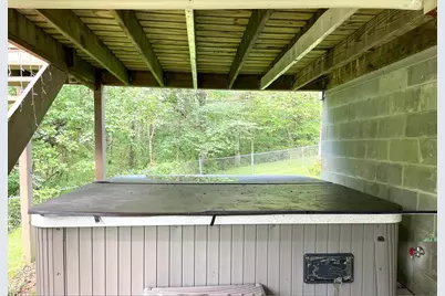 31275 Deerfield Drive, Logan, OH 43138 - Photo 9